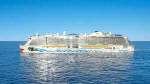 AIDAnova mit Blauer Engel auf der Bordwand - Bildquelle: AIDA Cruises