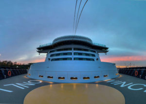 Der begehbarer Bug der Mein Schiff 1 - Bildquelle: Cruisify.de