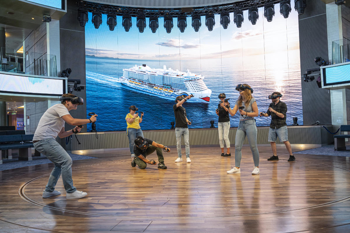 AIDA Cruises und Europa Park bringen VR-Attraktion YULLBE GO auf AIDAcosma