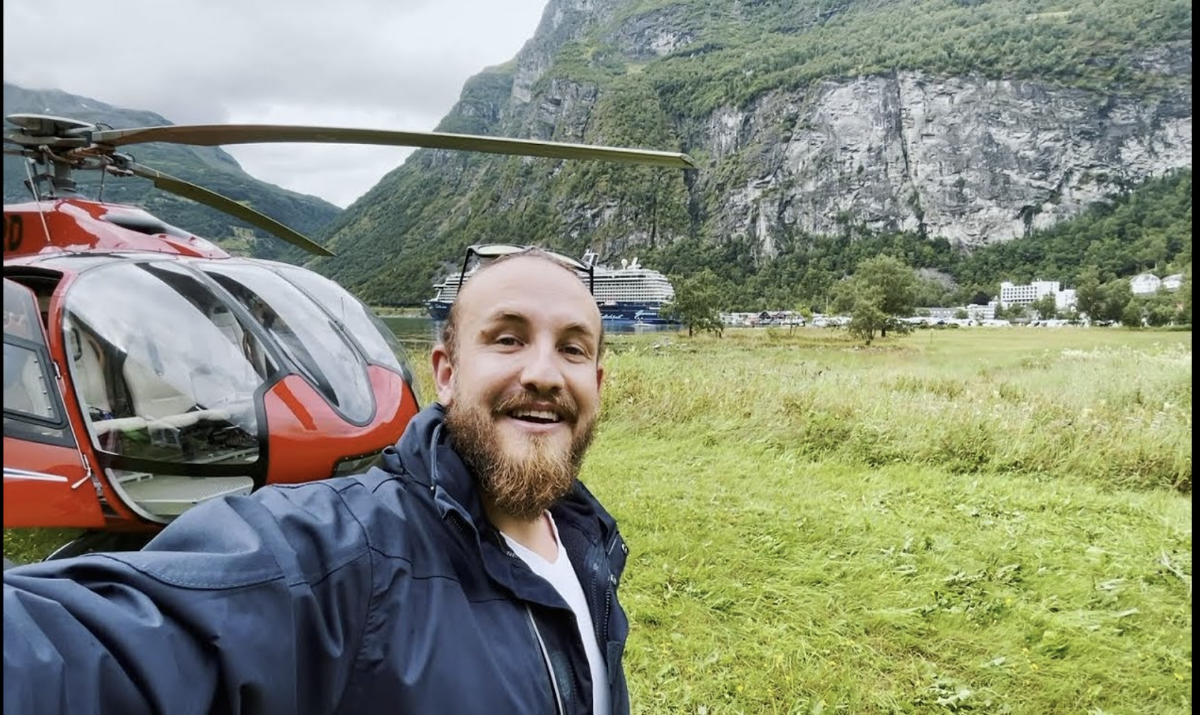 Kapitaen Jan Fortun Helikopferflug Geiranger TUI CRUISES