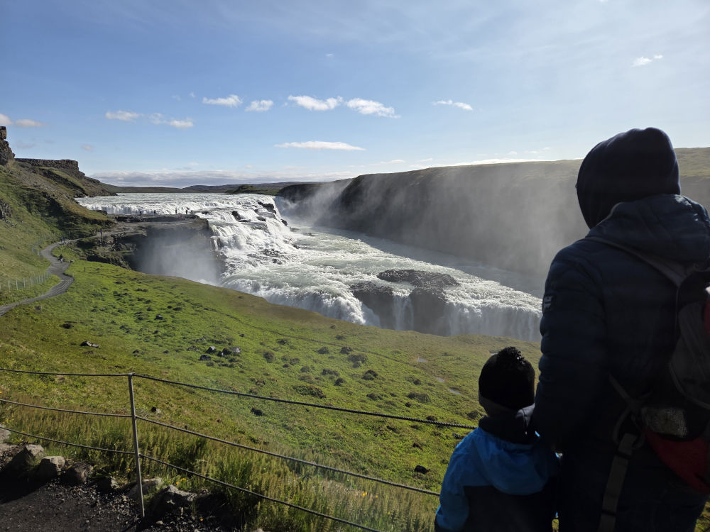 Reisebericht: Island – eine Reise auf der Insel der kühlen Schönheit 22 Kathrin Island Gullfoss