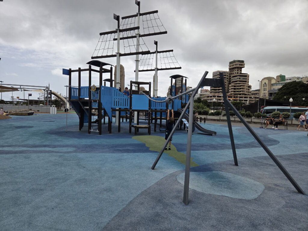 kudk kar2 Spielplatz Teneriffa Hafen